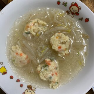 鶏だんごの春雨スープ